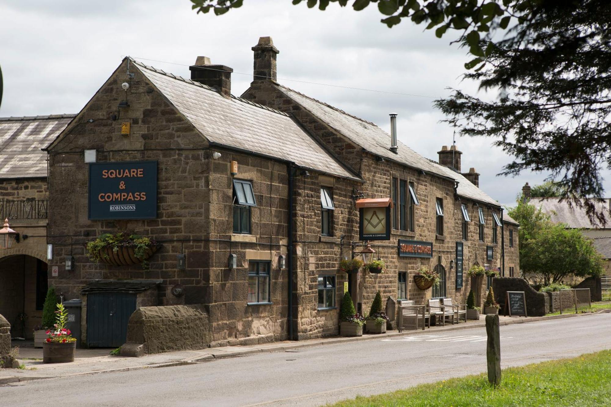 Square & Compass Hotel Two Dales Exterior photo