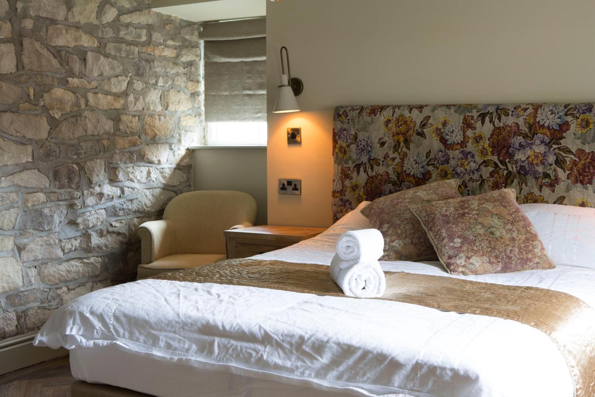 Square & Compass Hotel Two Dales Exterior photo