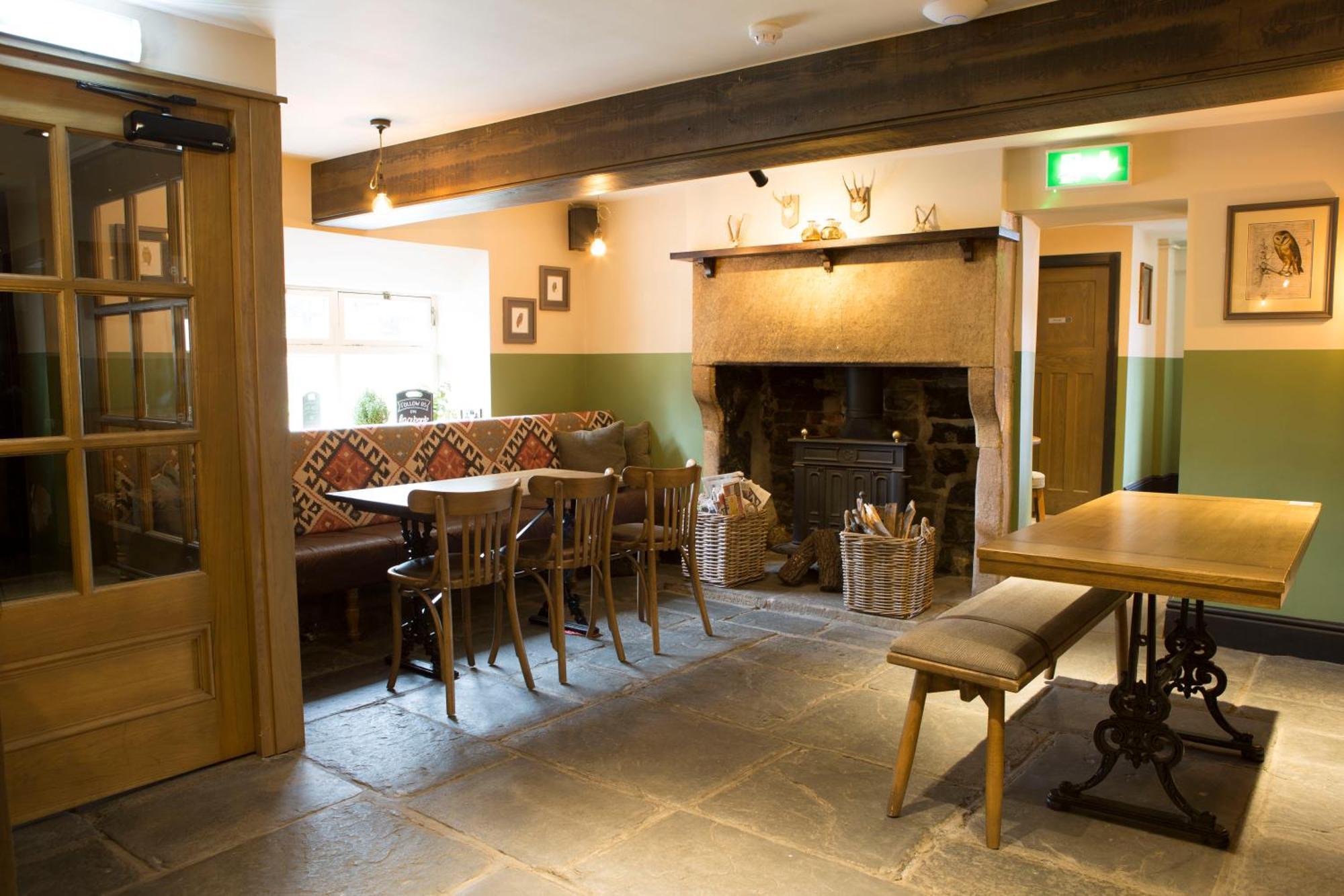 Square & Compass Hotel Two Dales Exterior photo